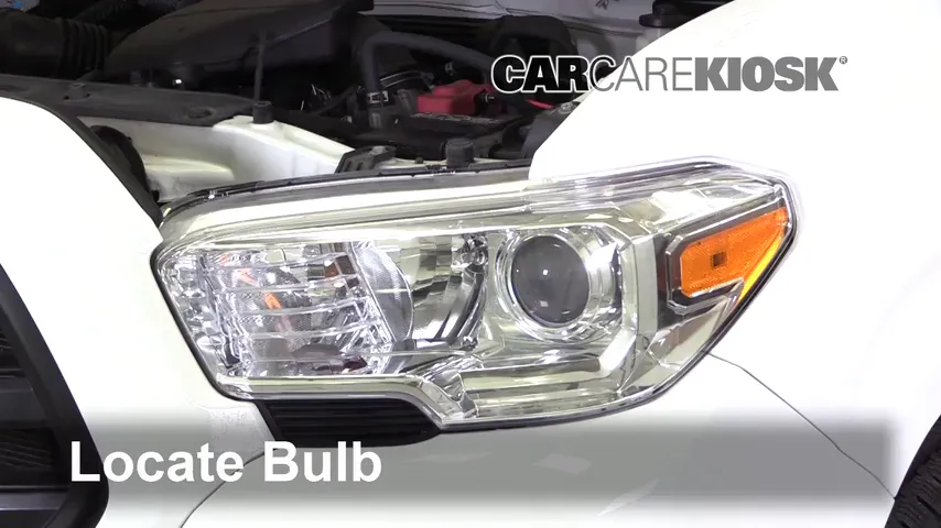 2017 Toyota Tacoma SR 2.7L 4 Cyl. Extended Cab Pickup Lights Turn Signal - Front (replace bulb)